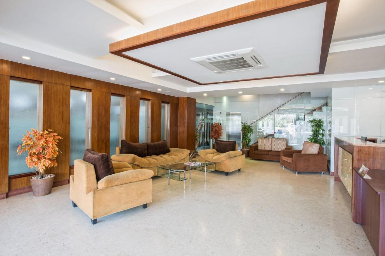 Hotel The Castello Residency Coimbatore Exterior foto